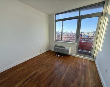 184 Noll Street - Photo Thumbnail 3