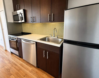 184 Noll Street - Photo Thumbnail 1