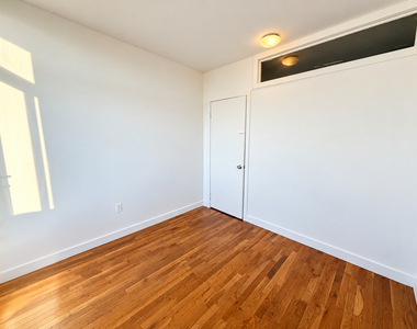 184 Noll Street - Photo Thumbnail 5