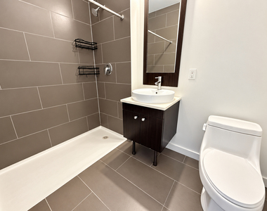 184 Noll Street - Photo Thumbnail 10