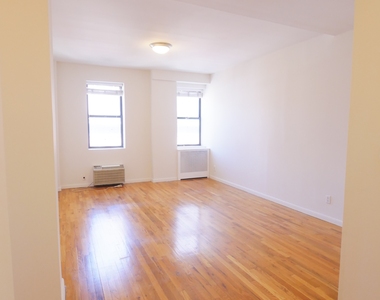 440 East 88th Street - Photo Thumbnail 6