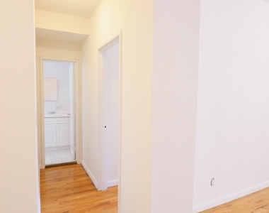 440 East 88th Street - Photo Thumbnail 7