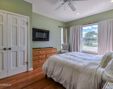 113 Central Avenue - Photo Thumbnail 17