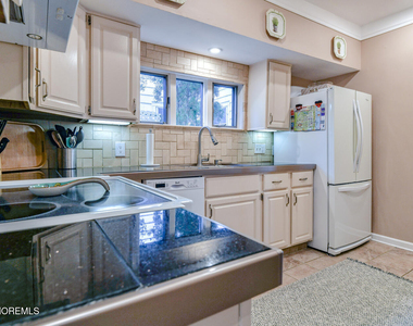 113 Central Avenue - Photo Thumbnail 13