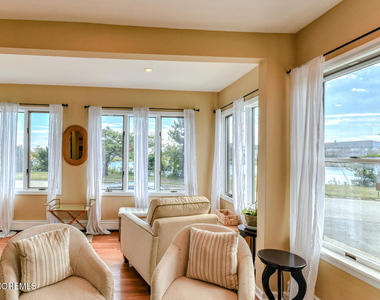 113 Central Avenue - Photo Thumbnail 6