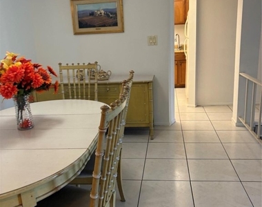 3750 Inverrary Drive - Photo Thumbnail 9