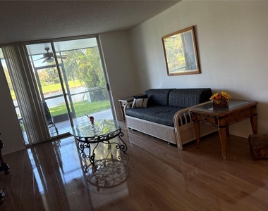 3750 Inverrary Drive - Photo Thumbnail 7