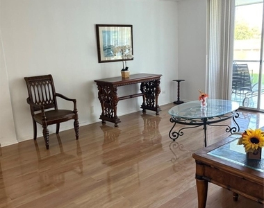 3750 Inverrary Drive - Photo Thumbnail 3