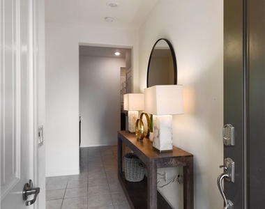 7075 Montecito Lane - Photo Thumbnail 4