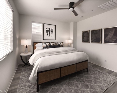 7075 Montecito Lane - Photo Thumbnail 10