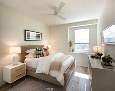 7075 Montecito Lane - Photo Thumbnail 15