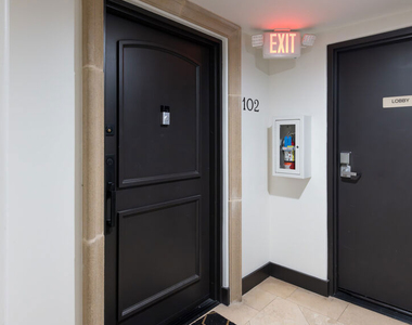 155 N Hamilton Drive - Photo Thumbnail 5
