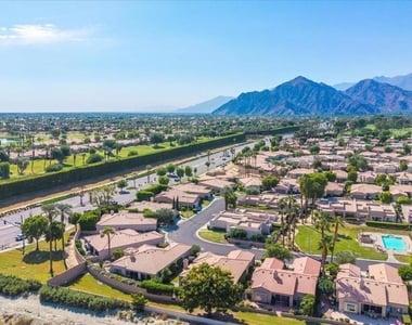 48137 Vista Cielo - Photo Thumbnail 42