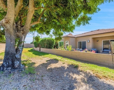 48137 Vista Cielo - Photo Thumbnail 37