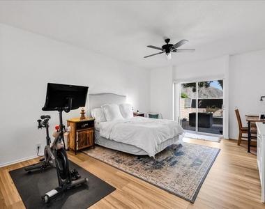 48137 Vista Cielo - Photo Thumbnail 15