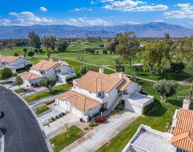 207 Desert Falls Circle - Photo Thumbnail 13