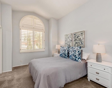 351 Augusta Drive - Photo Thumbnail 19