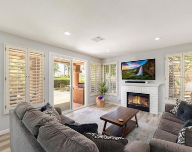 351 Augusta Drive - Photo Thumbnail 13