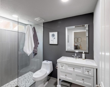 351 Augusta Drive - Photo Thumbnail 21
