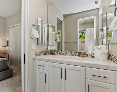 77939 Desert Drive - Photo Thumbnail 11