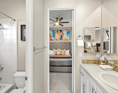 77939 Desert Drive - Photo Thumbnail 15