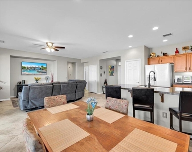 60636 Desert Shadows Drive - Photo Thumbnail 44