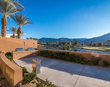 60636 Desert Shadows Drive - Photo Thumbnail 15