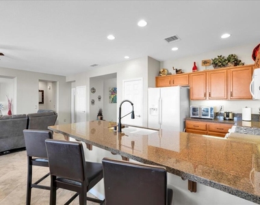 60636 Desert Shadows Drive - Photo Thumbnail 45
