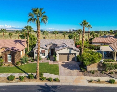 60636 Desert Shadows Drive - Photo Thumbnail 39
