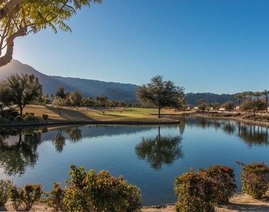 60636 Desert Shadows Drive - Photo Thumbnail 37