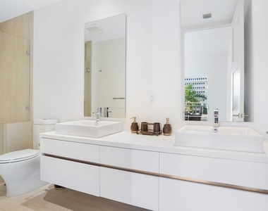 155 E Boca Raton Road - Photo Thumbnail 4