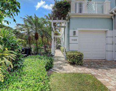 1120 Ocean Terrace - Photo Thumbnail 4