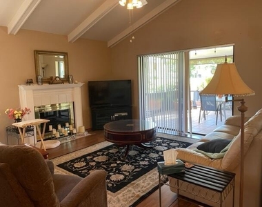 36 Ironwood Way N - Photo Thumbnail 2
