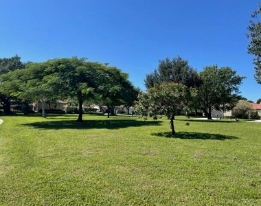 36 Ironwood Way N - Photo Thumbnail 13