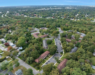 175 Newbrook Lane - Photo Thumbnail 3