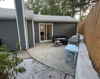 23 West Drive - Photo Thumbnail 4