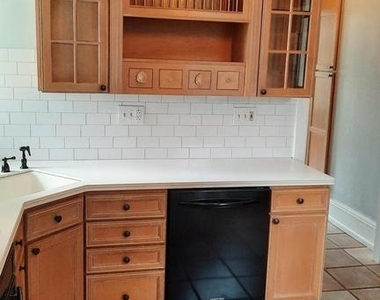 2315 Magnolia Drive - Photo Thumbnail 9