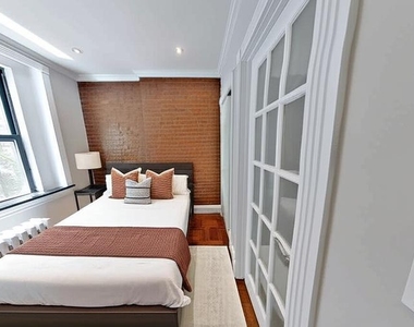 219 East 23rd Street, Unit 2 - Photo Thumbnail 2