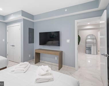 5311 Atlantic Avenue - Photo Thumbnail 10