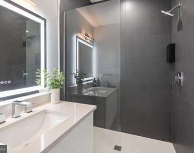 5311 Atlantic Avenue - Photo Thumbnail 13