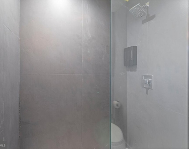 5311 Atlantic Avenue - Photo Thumbnail 15