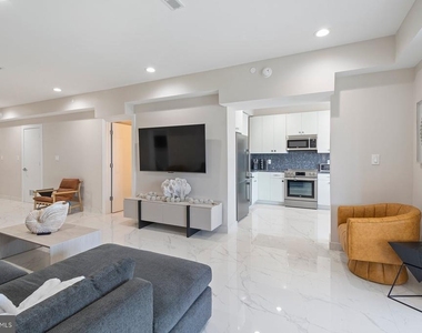 5311 Atlantic Avenue - Photo Thumbnail 5