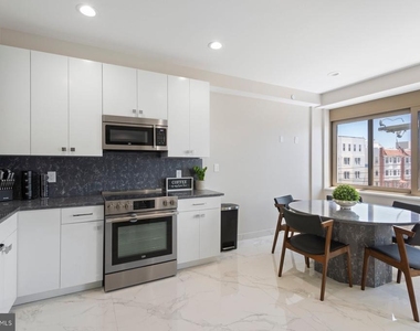 5311 Atlantic Avenue - Photo Thumbnail 6