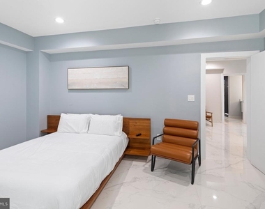 5311 Atlantic Avenue - Photo Thumbnail 17