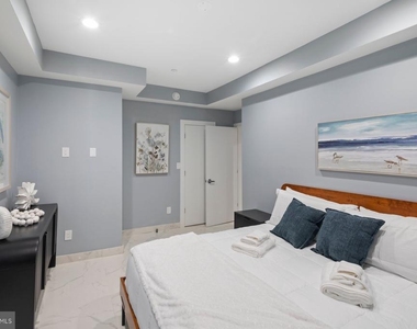 5311 Atlantic Avenue - Photo Thumbnail 18