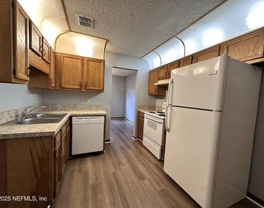 1114 Romaine Circle W - Photo Thumbnail 1