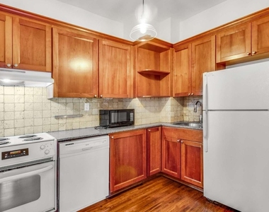198 Ponce De Leon Avenue Ne - Photo Thumbnail 16