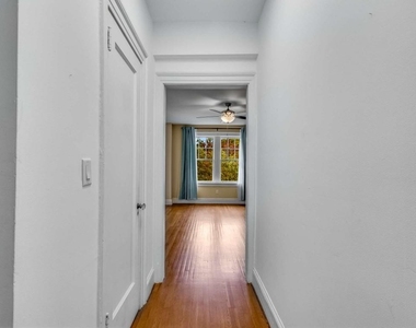 198 Ponce De Leon Avenue Ne - Photo Thumbnail 6