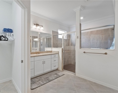 17339 Palmetto Pass Lane - Photo Thumbnail 16