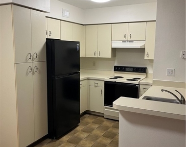 13545 Eagle Ridge Drive - Photo Thumbnail 24